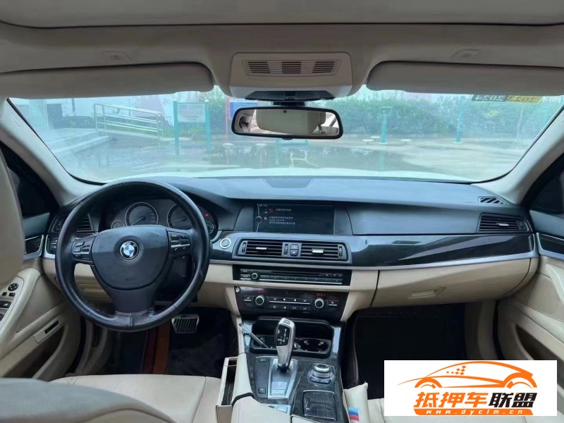 12年寶馬5系轎車(chē) 