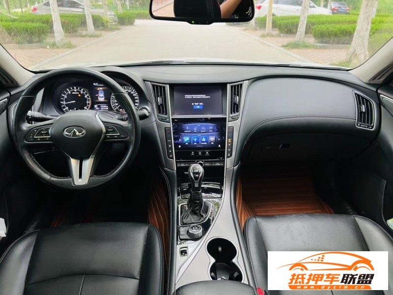  18年英菲尼迪Q50轎車 