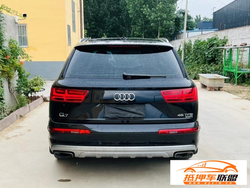  17年奧迪Q7SUV 