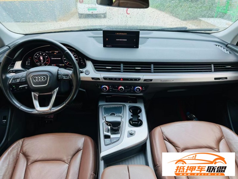  17年奧迪Q7SUV 