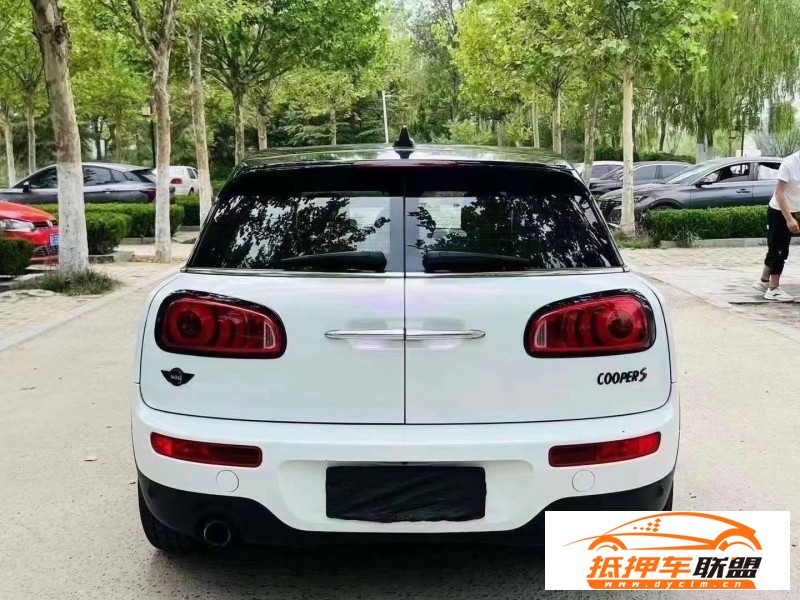  17年寶馬MINI轎車 