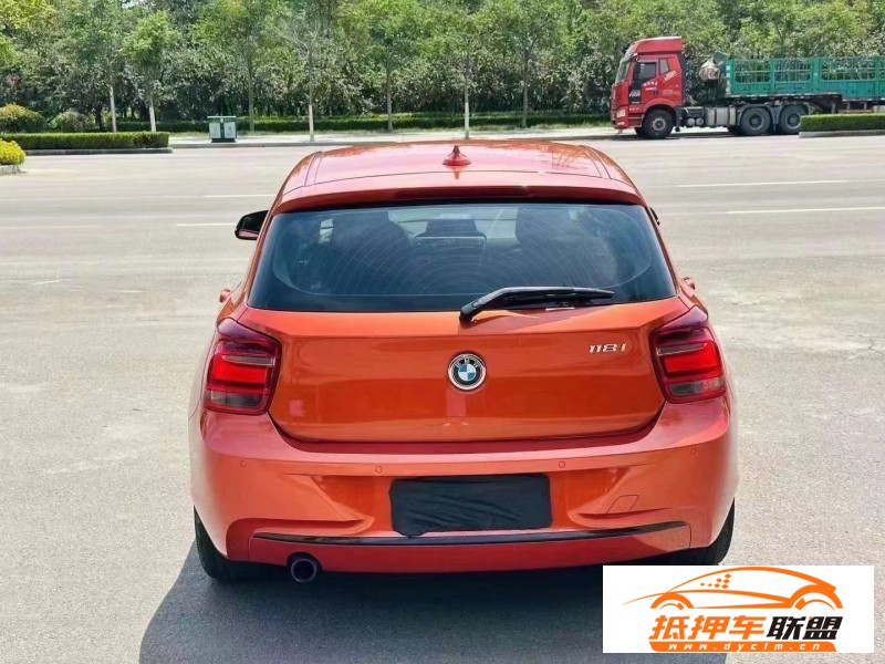  15年寶馬1系轎車 