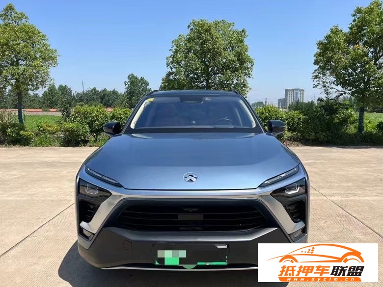  19年蔚來ES8轎車 