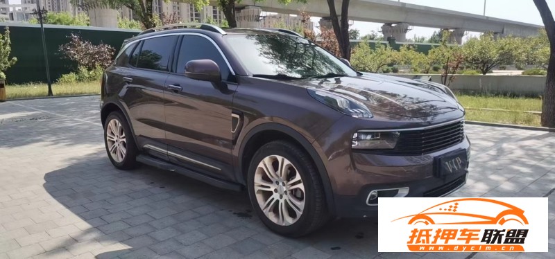  18年領(lǐng)克01轎車 
