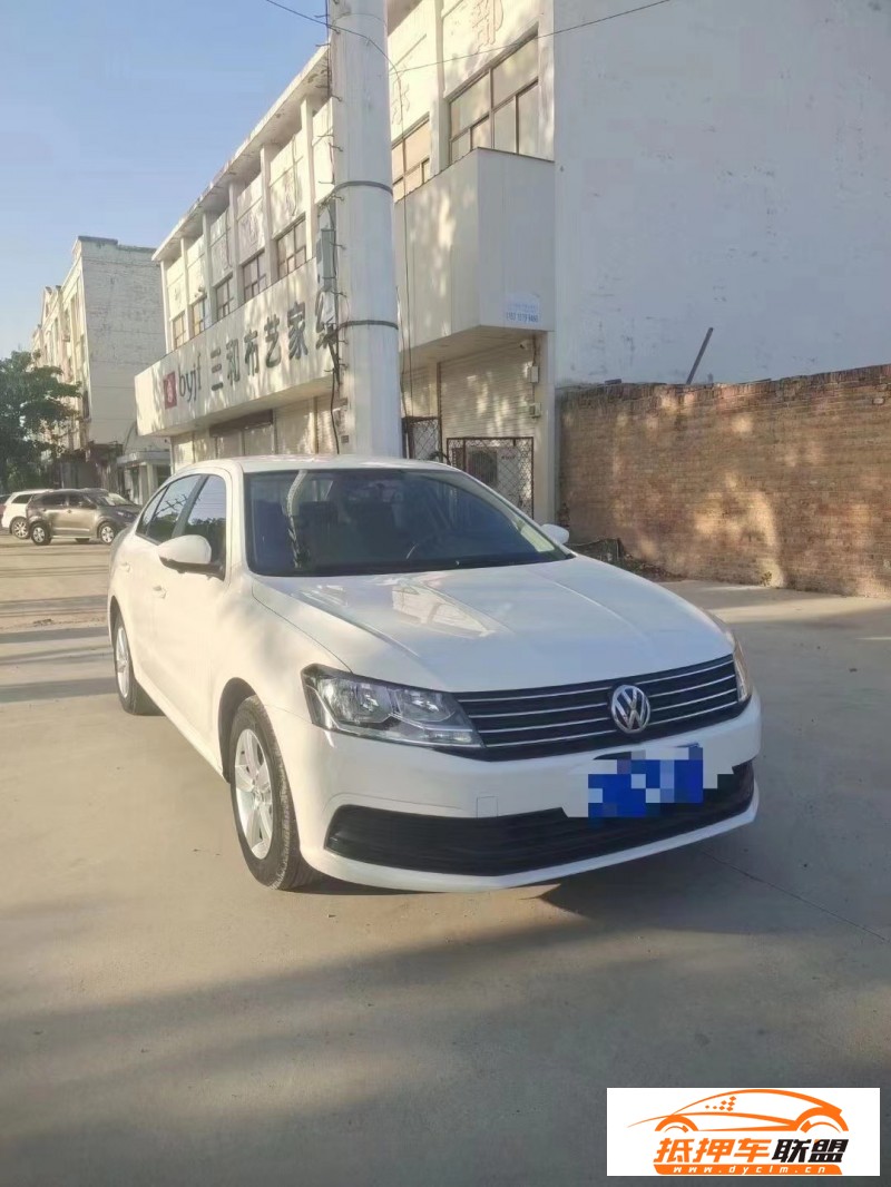  17年大眾朗逸轎車 