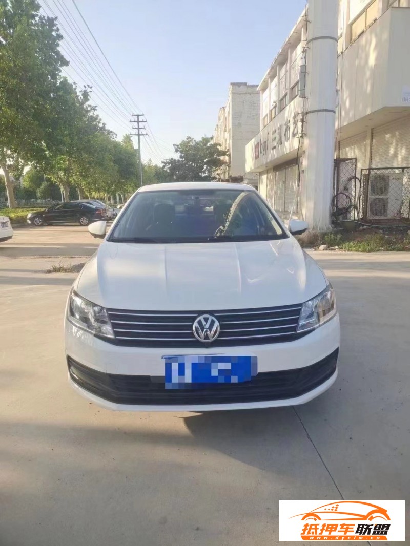  17年大眾朗逸轎車 
