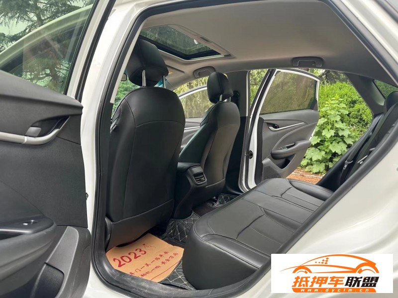  20年別克英朗轎車 