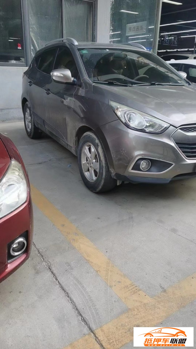  13年現(xiàn)代ix35SUV 