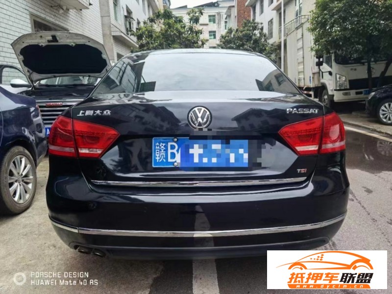  13年大眾帕薩特轎車 
