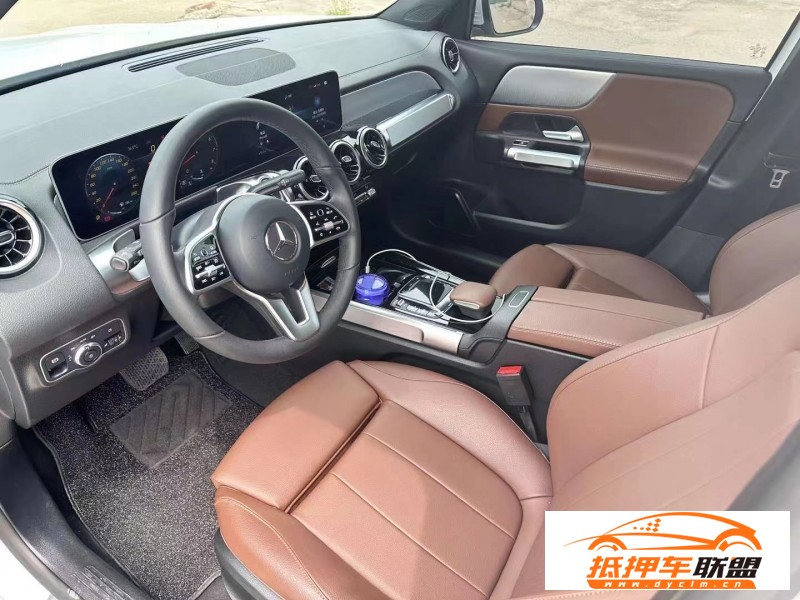  21年奔馳GLBSUV 