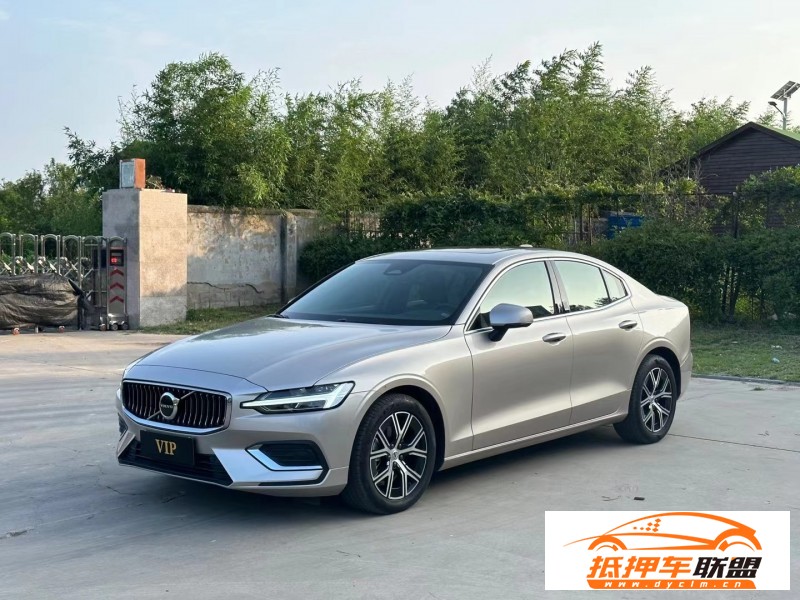  23年沃爾沃S60轎車 