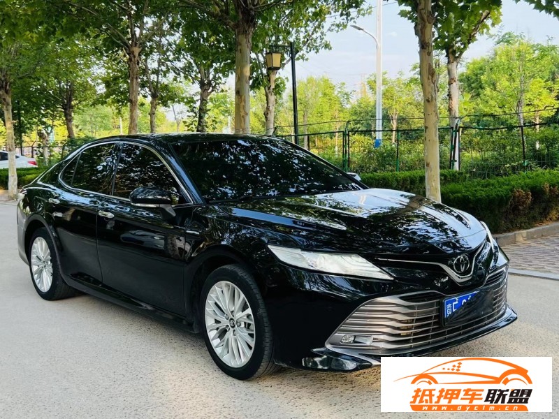  19年豐田凱美瑞轎車 