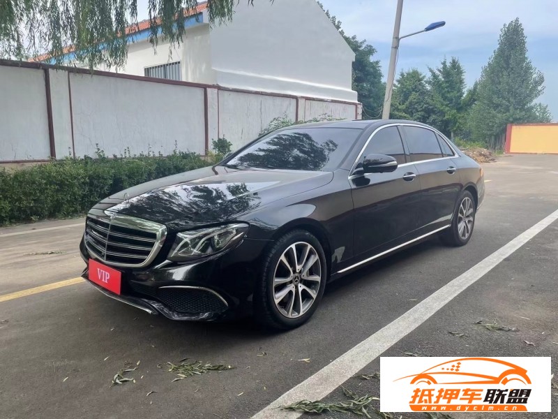  18年奔馳E轎車 
