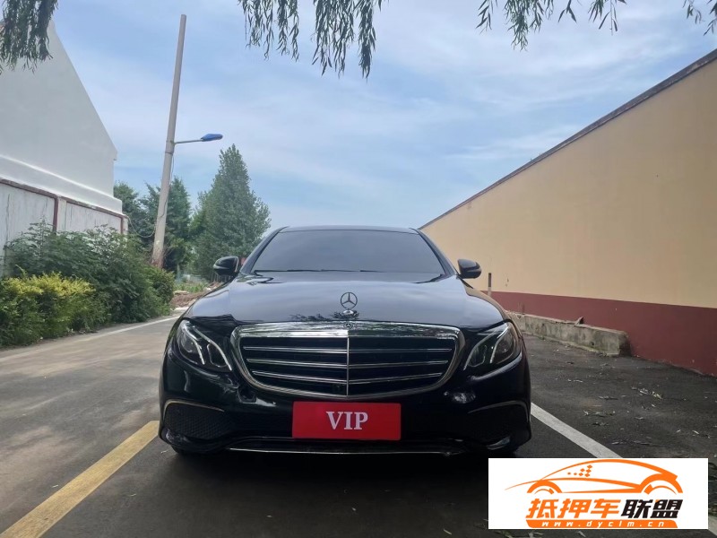  18年奔馳E轎車 