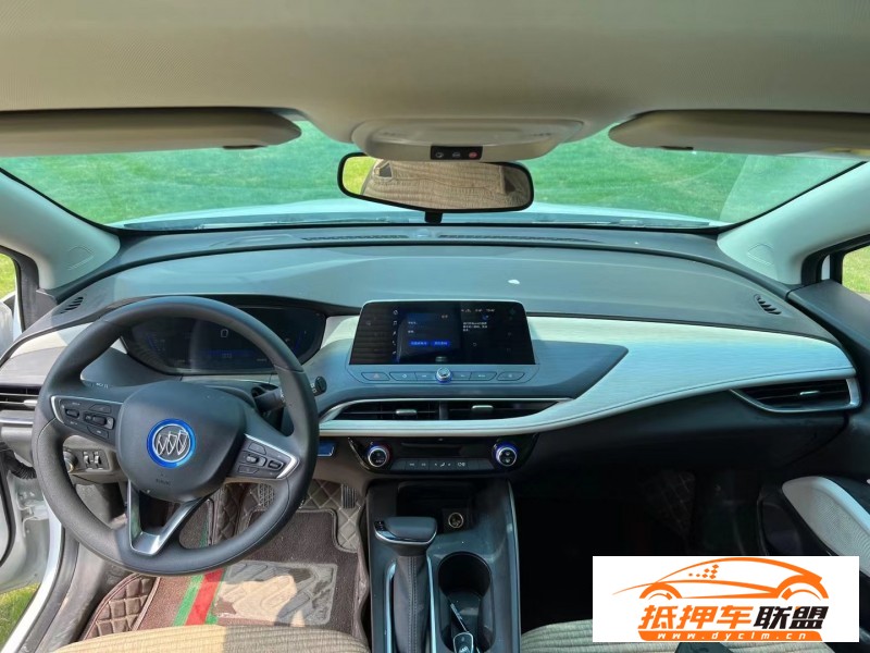  22年別克微藍(lán)轎車 