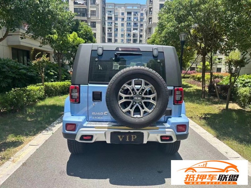  22年北京BJ40轎車(chē) 