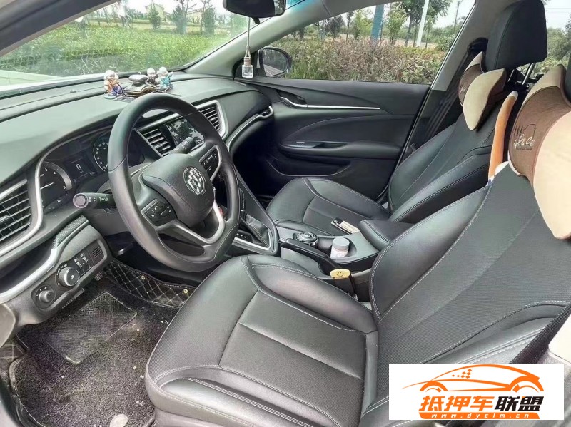  20年別克英朗轎車 