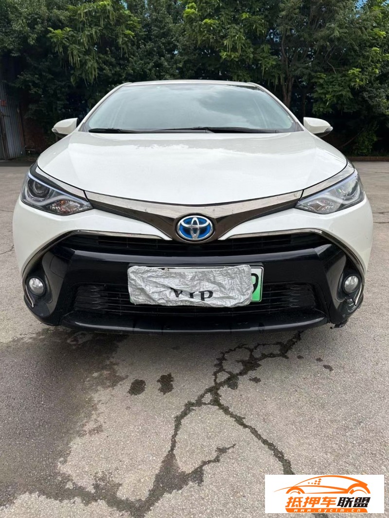  19年豐田雷凌轎車 