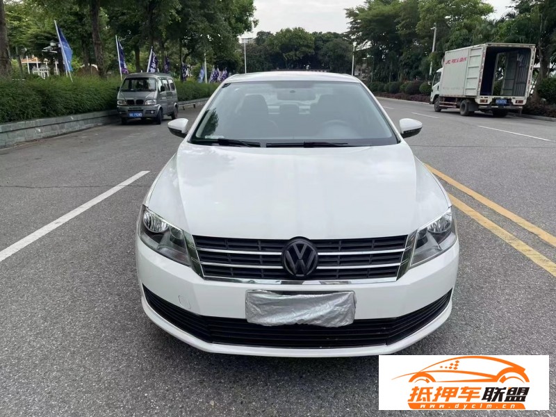  16年大眾朗逸轎車 
