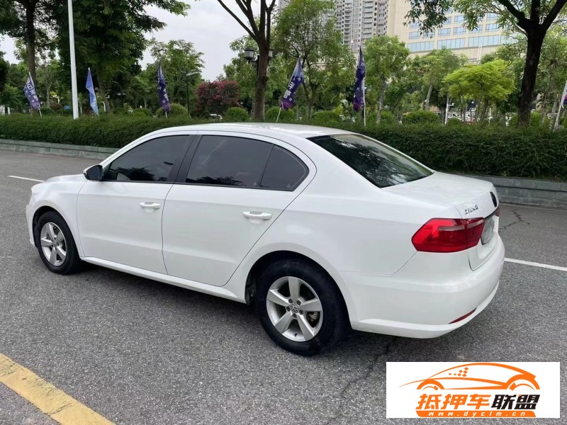  16年大眾朗逸轎車 