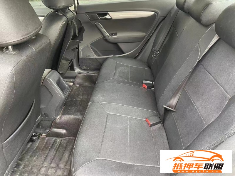  16年大眾朗逸轎車 