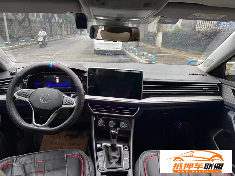  23年大眾速騰轎車 