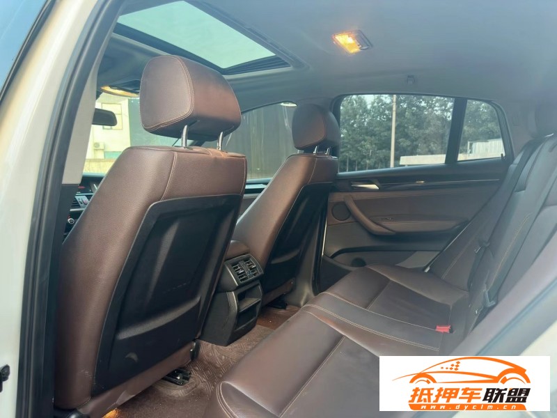  16年寶馬X4轎車 