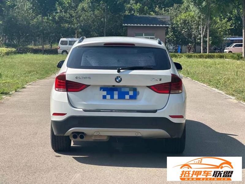  16年寶馬X1轎車 