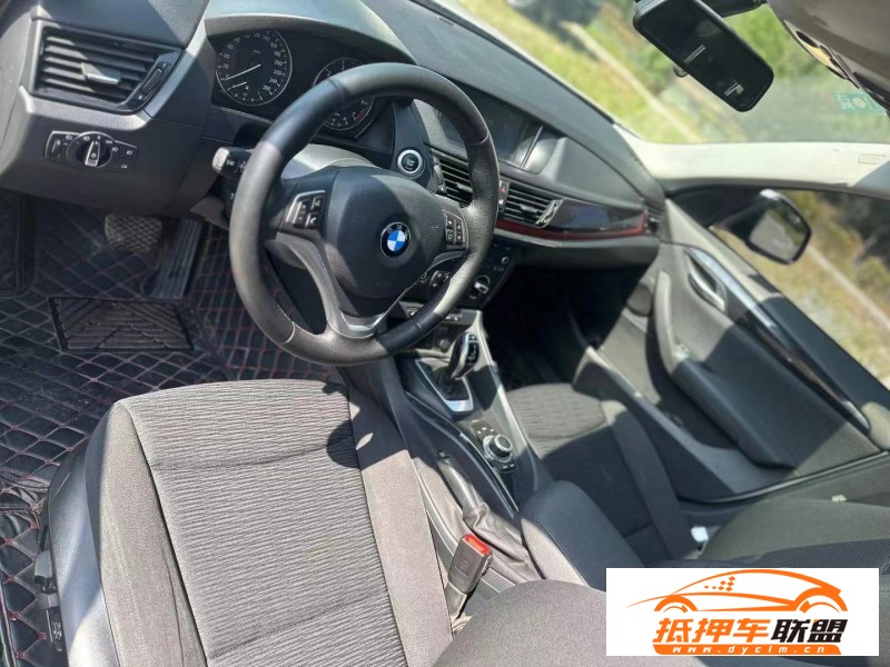  16年寶馬X1轎車 