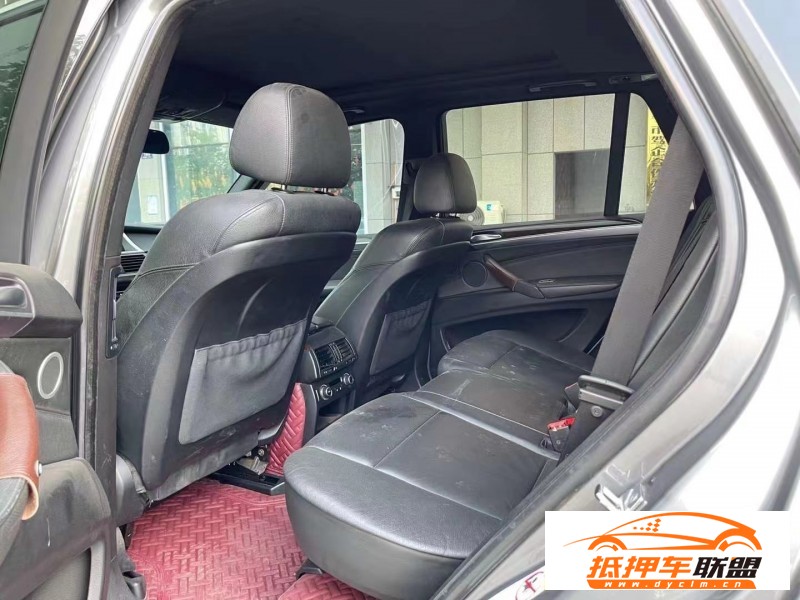  08年寶馬X5轎車 