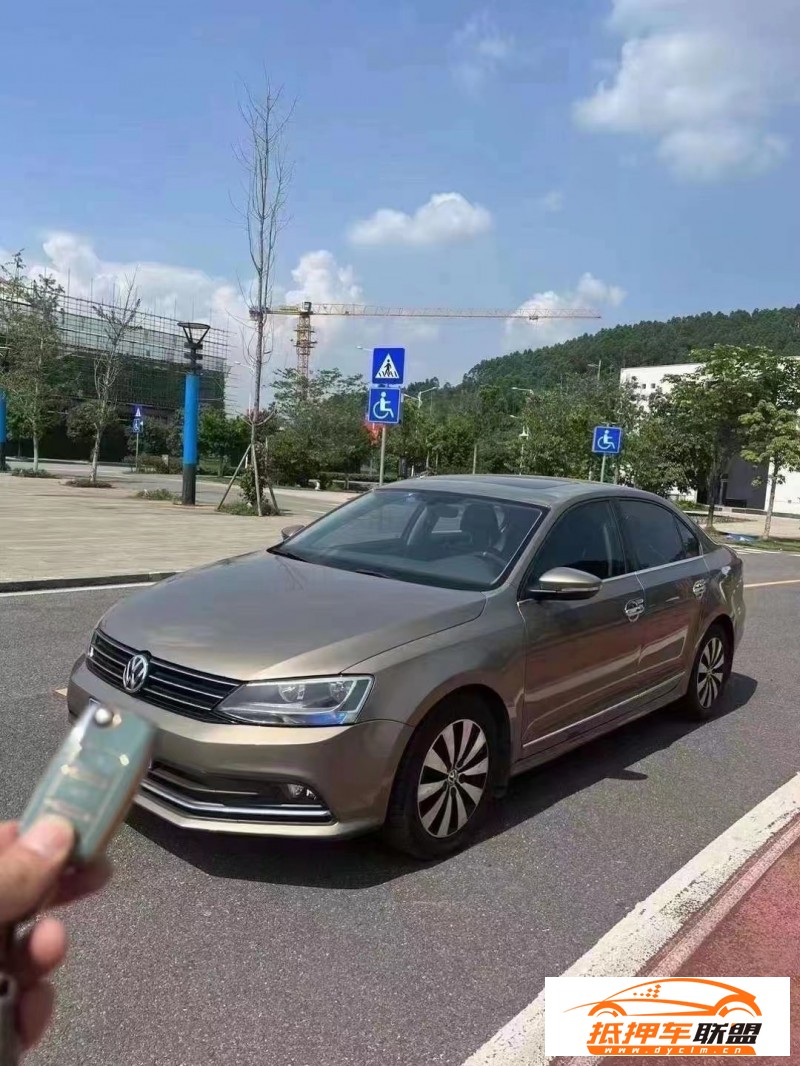  17年大眾速騰轎車 