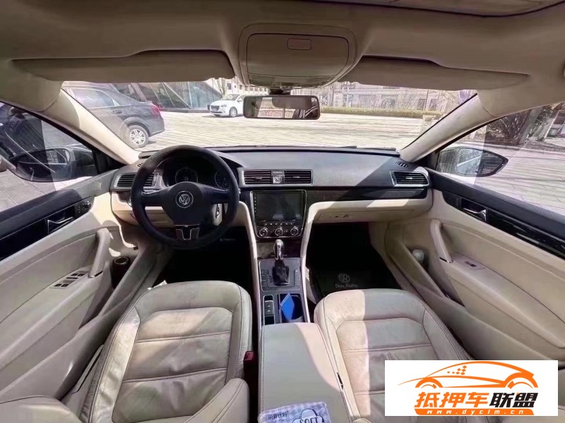  14年大眾帕薩特轎車 