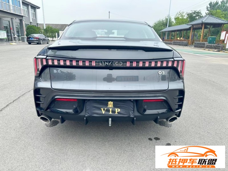  23年領(lǐng)克03SUV 