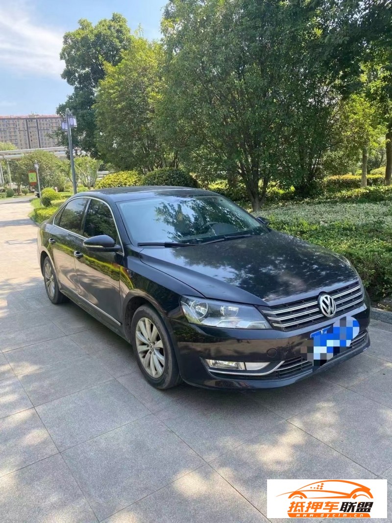  12年大眾帕薩特轎車 