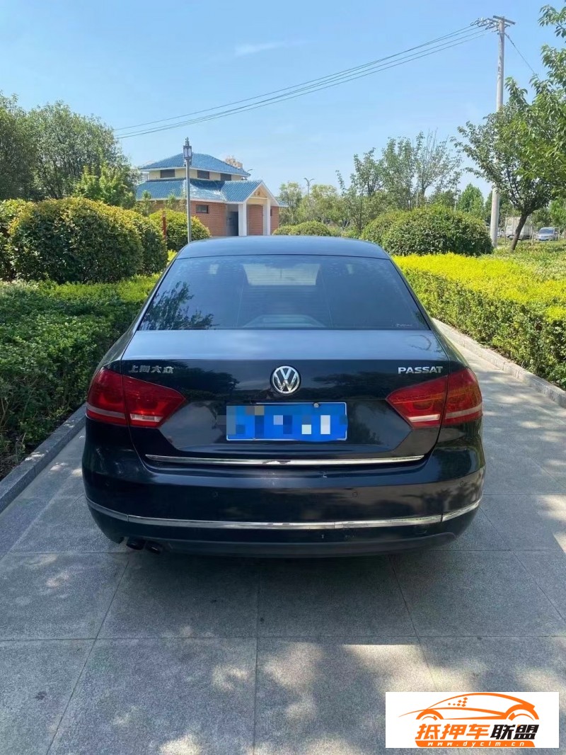  12年大眾帕薩特轎車 