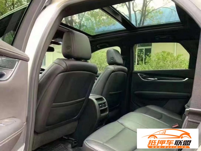  19年凱迪拉克XT5SUV 