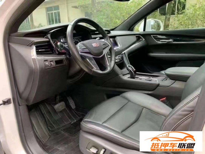  19年凱迪拉克XT5SUV 