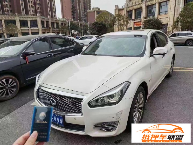  18年英菲尼迪Q70轎車 