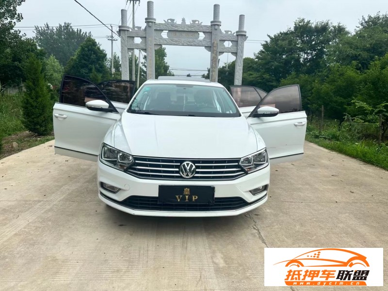 17年大眾寶來(lái)轎車 