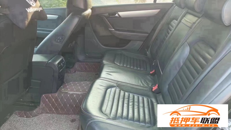  15年大眾邁騰轎車 