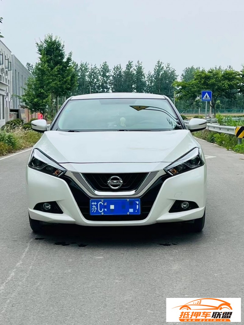  18年日產(chǎn)藍鳥轎車 