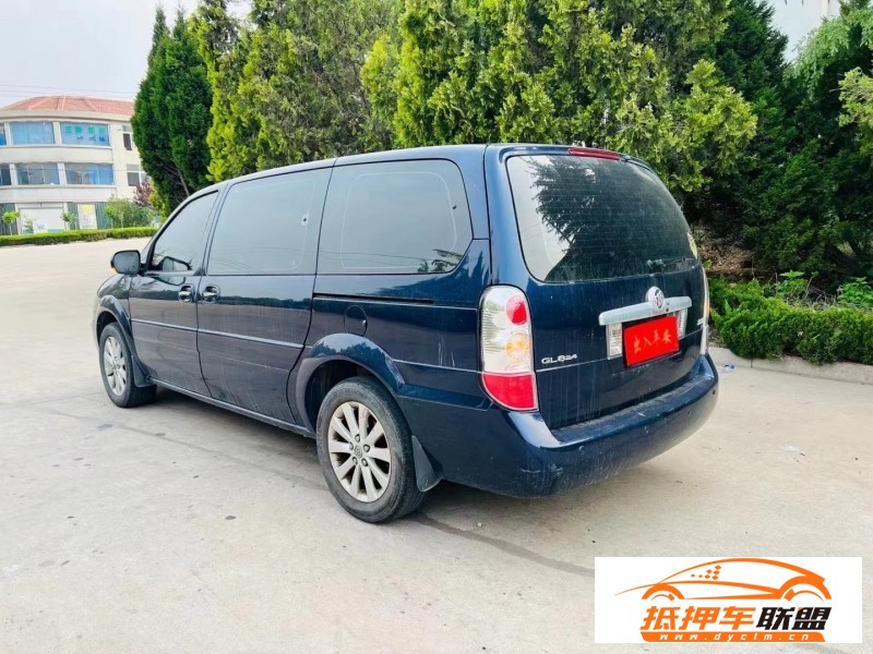  16年別克GL8轎車 