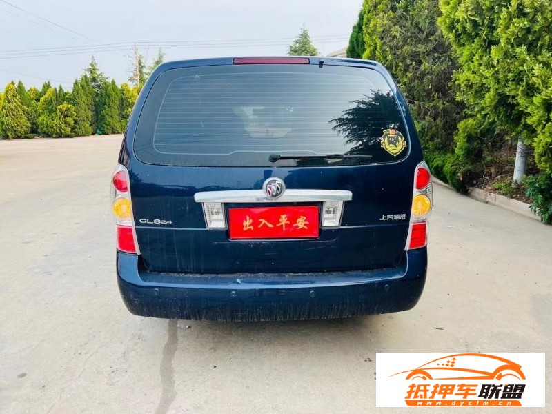  16年別克GL8轎車 