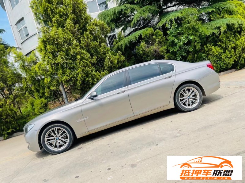  15年寶馬7系轎車 