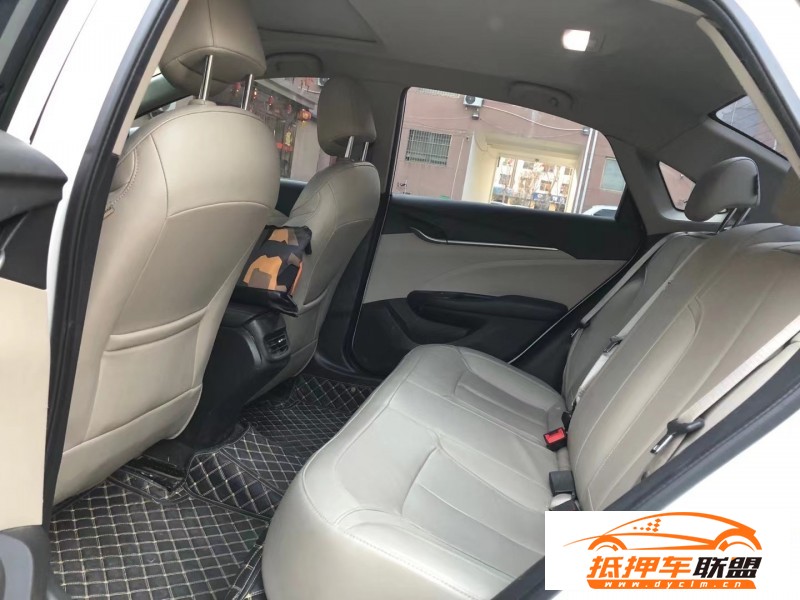  19年別克英朗轎車 