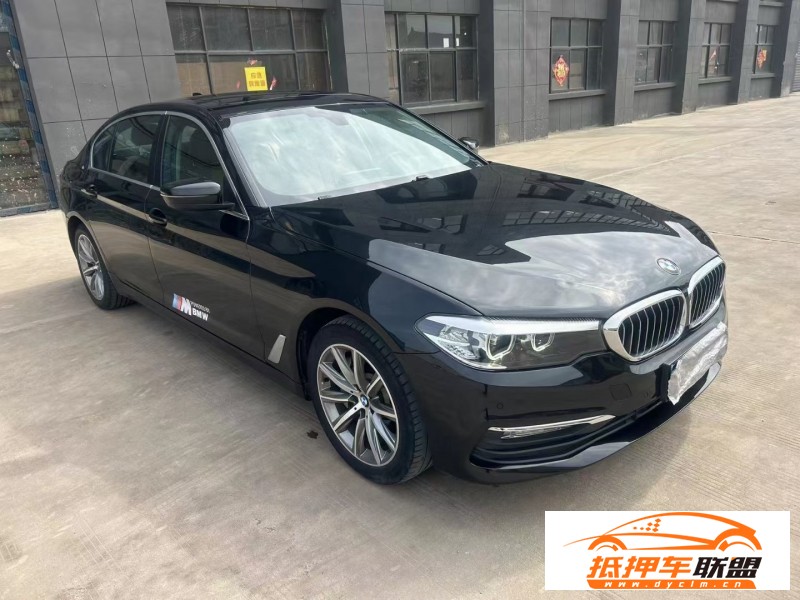 17年寶馬5系轎車 