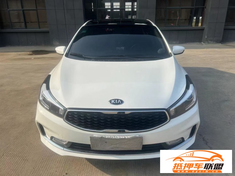 19年起亞K3轎車 