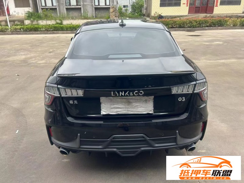  21年領(lǐng)克03轎車(chē) 