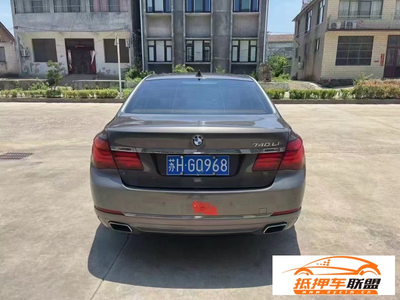  13年寶馬7系轎車 