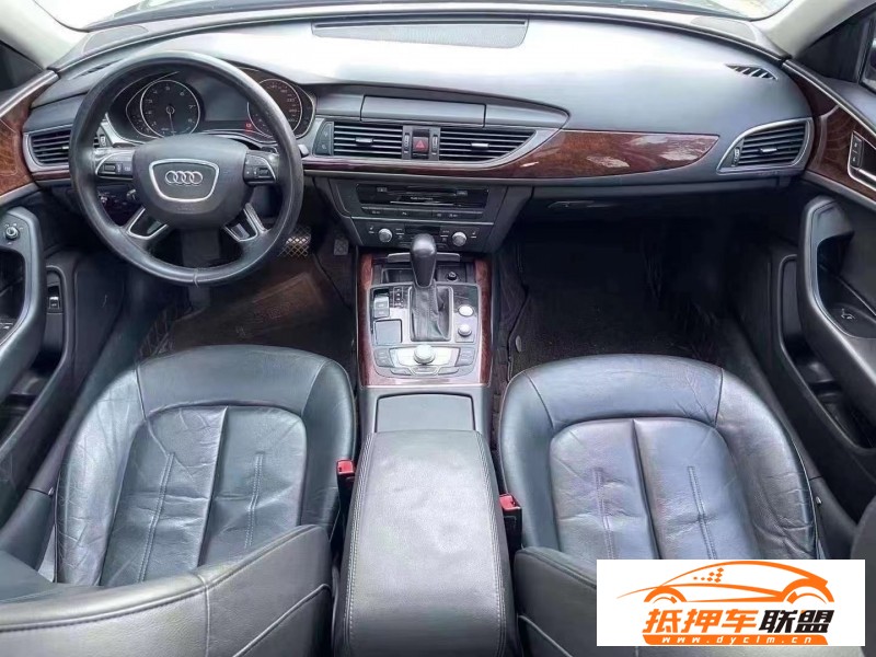  16年奧迪A6轎車 